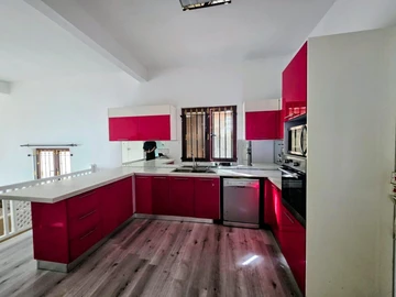 Maison de 4 Chambres
