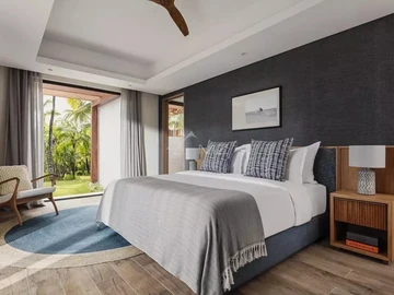 4 Bedroom Villa
