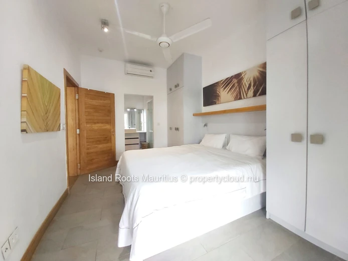 Beautiful apartment located in second position from the beach!