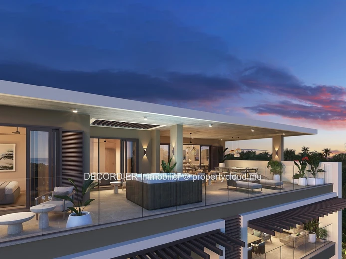Sea view penthouse located in a secure residence accessible to foreigners