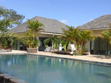 5 Bedroom Villa
