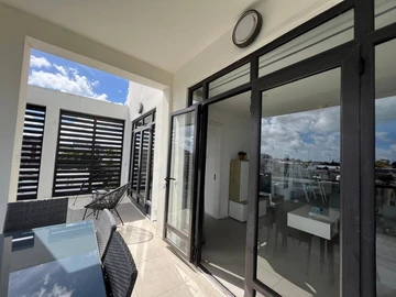 16 Bedroom Building