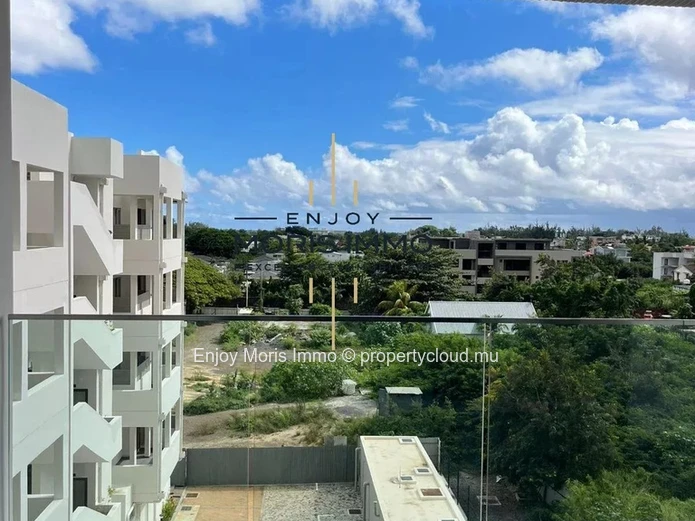 Appartements & Penthouses à Vendre à Grand Baie – Résidence de Prestige avec Piscine