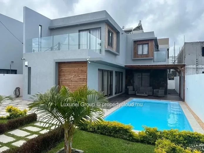 Villa Contemporaine À Pereybere – Élégance Et Art De Vivre