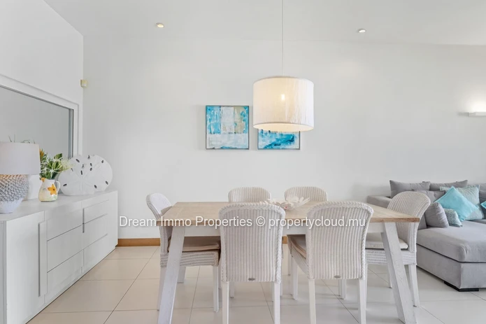 Superbe appartement de 3 chambres avec vue mer & accès direct plage à Cap Malheureux – Ile Maurice