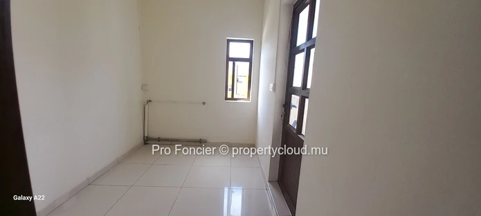 Maison à louer à Vacoas - Grande demeure à fort potentielle commercial
