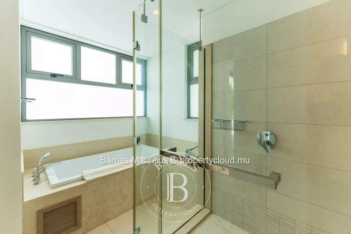 MONT CHOISY - Penthouse - 3 chambres