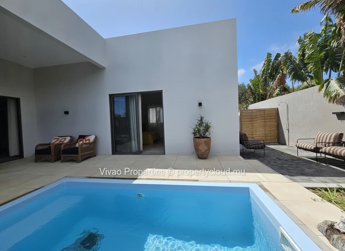 Villa individuelle de 2 chambres en-suite avec piscine privée à louer à Péreybère