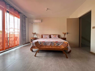 4 Bedroom Townhouse, Duplex