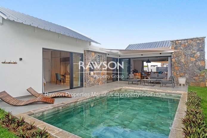 3 En-Suite Bedroom Villa | Private Pool | Garden | Mont Mascal, Petit Raffray