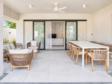 4 Bedroom Villa