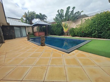 4 Bedroom Villa