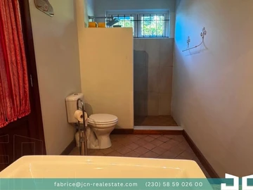 4 Bedroom Villa