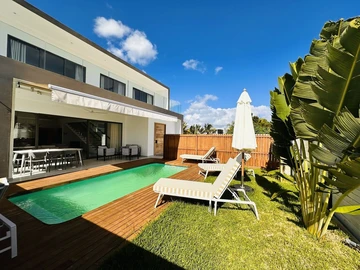 4 Bedroom Villa