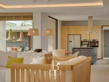 4 Bedroom Villa