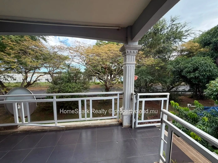 Fully Furnished Apartment for Rent – Bambous