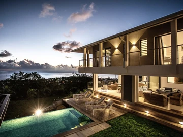 5 Bedroom Villa