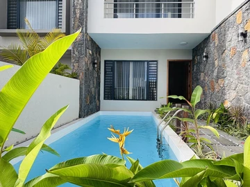 4 Bedroom Townhouse, Duplex
