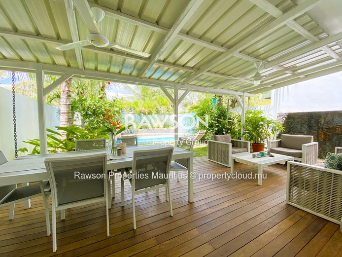 Townhouse Meublée De 3 Chambres | Jardin & Piscine | Mont Choisy | Mi Août 2026