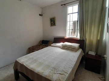 7 Bedroom House