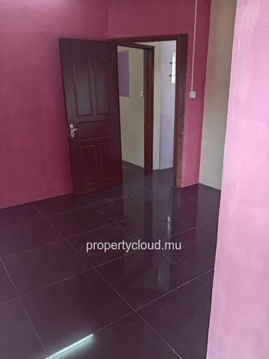 A VENDRE Grand Gaube, duplex 2 chambres. (60 M2)