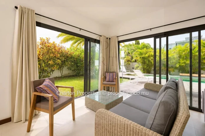 Villa meublée de 4 chambres avec piscine à quelques pas de la plage de Trou aux Biches