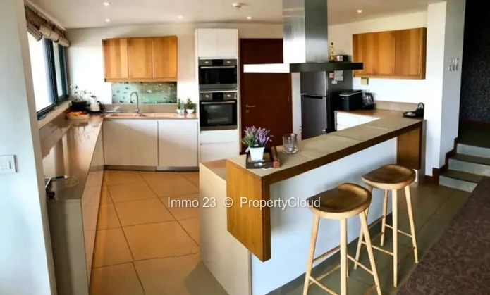 Appartements - 4 chambres - Roches Noires - Ref. AP33707LO