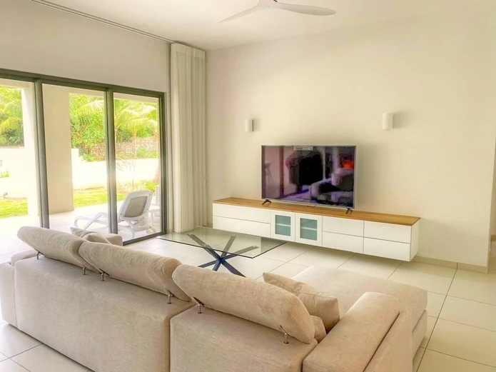 Appartement neuf et moderne de 3 chambres en résidence sécurisée.