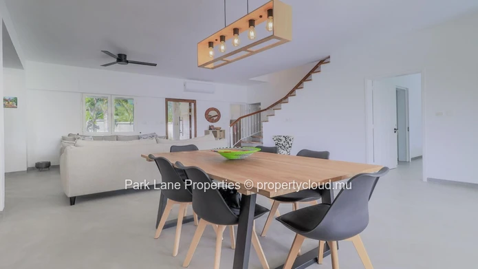 Maison familiale avec jardin généreux en lotissement sécurisé