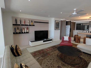4 Bedroom Apartment
