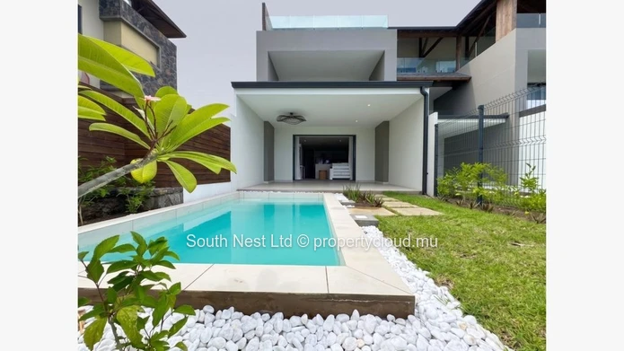 Luxury 3-Bedroom Duplex with Private Pool on Mauritius' Prestigious West Coast