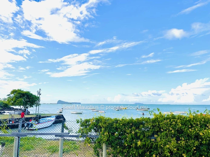 Villa indépendante fraîchement rénovée, accès mer