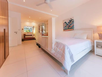 4 Bedroom Apartment