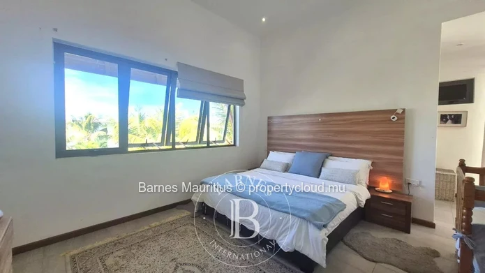 GRAND BAIE – Villa moderne et spacieuse avec piscine – 3 chambres
