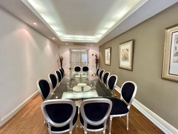 4 Bedroom Villa