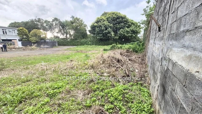 9.55 Perches Residential Land for Sale – Curepipe 
