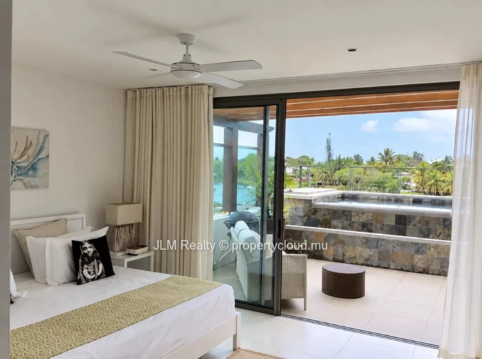 Superb penthouse with marina access for sale in Black River, Mauritius