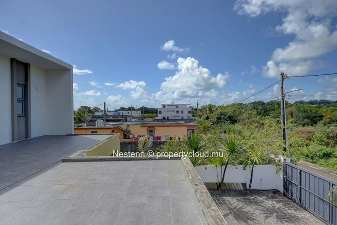 Modern house with 3 bedrooms with mountain view.