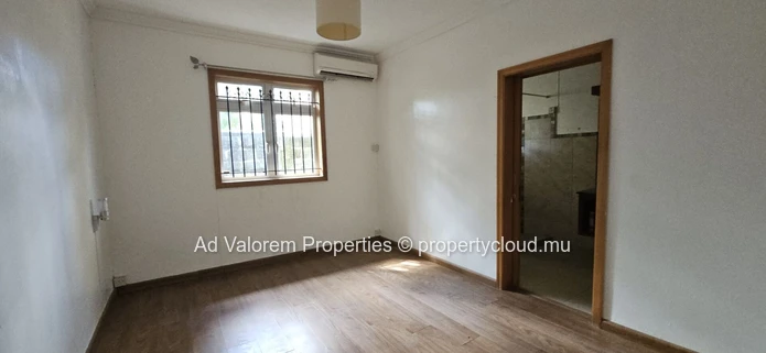 Spacieuse maison familiale à vendre à Curepipe!
