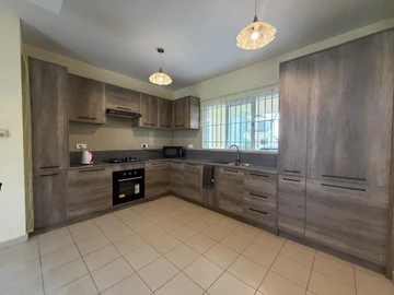 3 Bedroom Townhouse, Duplex