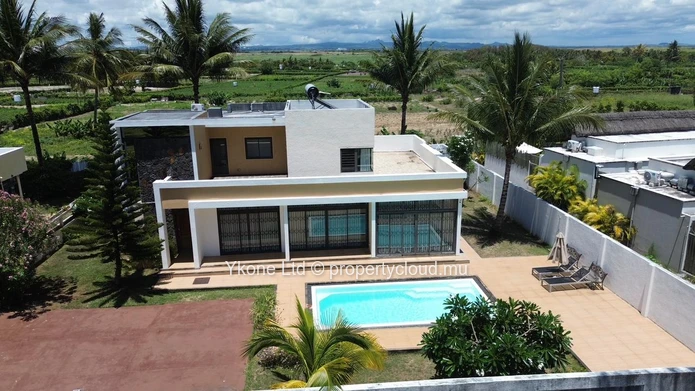 Villa For Sale In Belle Mare