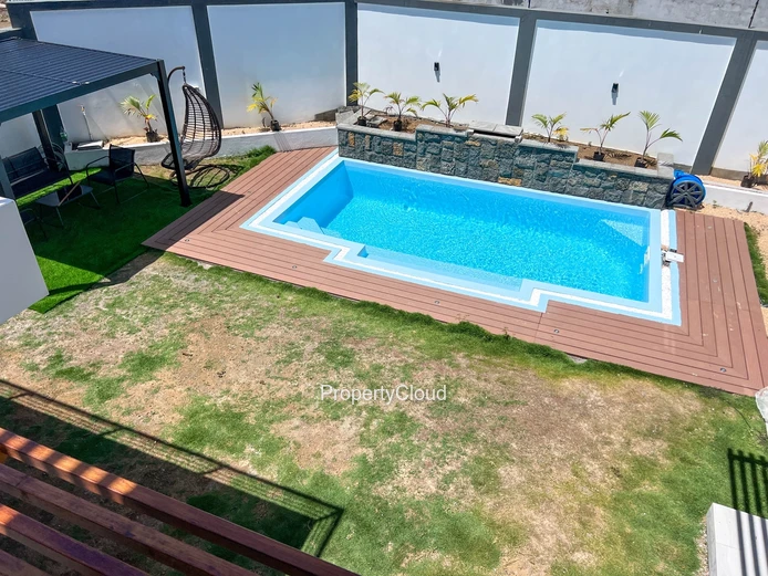 For Rent | Modern 3-Bedroom Villa With Pool | Grand Bay