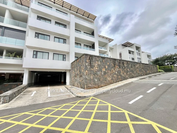 3-Bedroom Apartment for Rent in Bagatelle, Moka