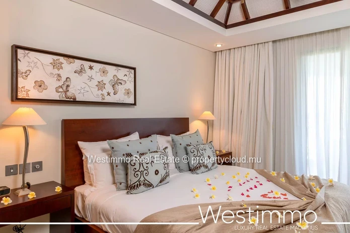 BEAU CHAMP - 164m² apartment with private pool and 2 bedrooms
