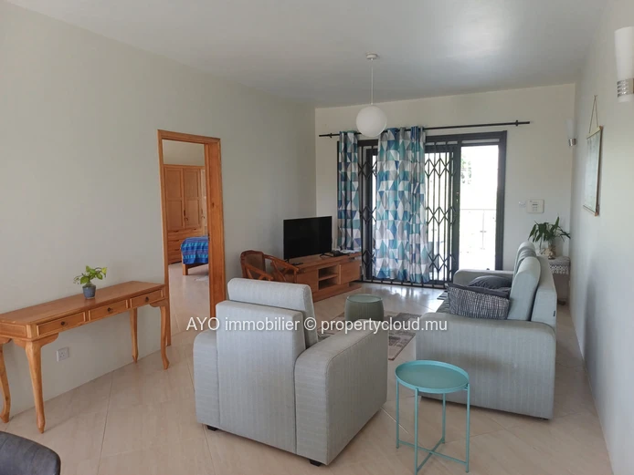 Appartement de 3 chambres avec piscine commune et jardin dans un endroit paisible