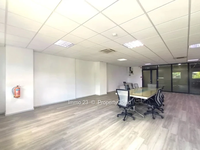 Office - 88m2 - Eb00e8ne - Ref. BU99969LO