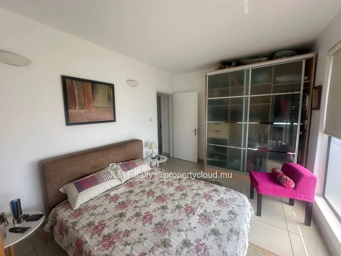 Penthouse en duplex à vendre à Rivière Noire, à quelques pas de la plage de La Preneuse – Île Maurice