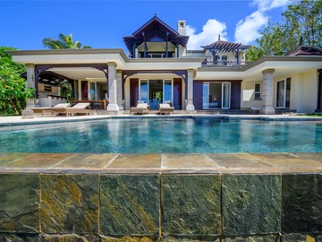 4 Bedroom Villa