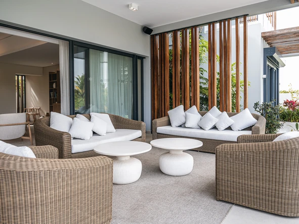 6 Bedroom Villa