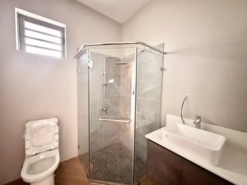 3 Bedroom Apartment